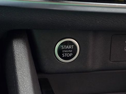 Used 2023 Nissan Rogue SV FWD image 22