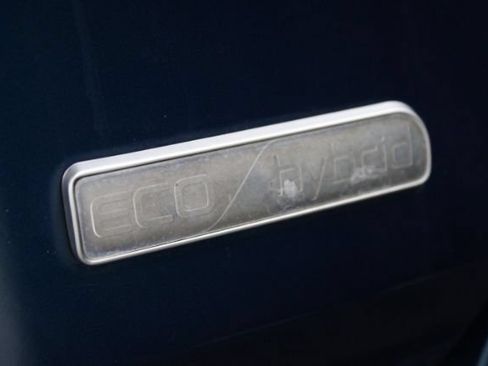 Used 2020 Kia Niro LXS FWD image 8