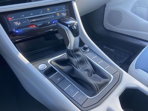 New 2026 Volkswagen Jetta SE image 28