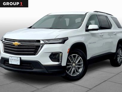 Used 2023 Chevrolet Traverse LT