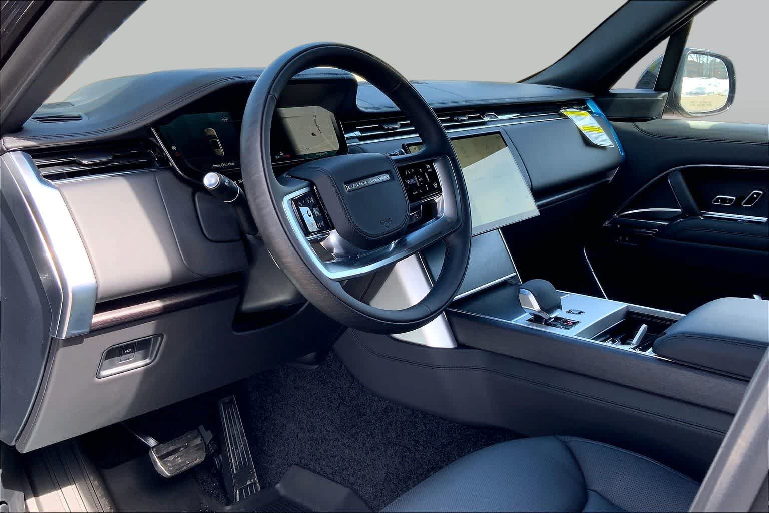 New 2026 Land Rover Range Rover SE AWD/4WD image 8
