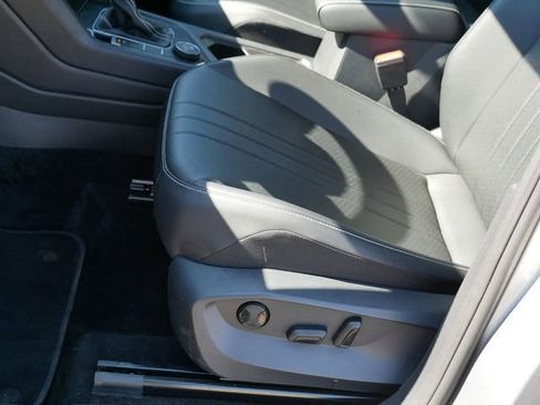 Certified 2023 Volkswagen Tiguan SE AWD/4WD image 14