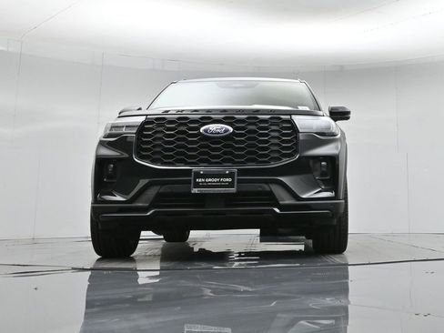 New 2026 Ford Explorer ST-Line w/ ST-Line Street Pack image 45