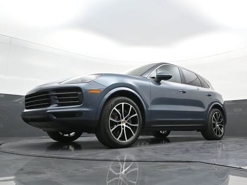 Used 2019 Porsche Cayenne S AWD/4WD image 23