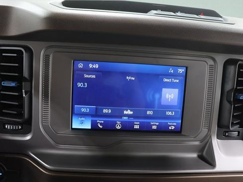 Used 2023 Ford Bronco Outer Banks AWD/4WD image 12