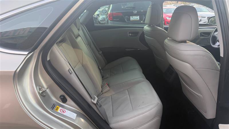 Used 2014 Toyota Avalon XLE Touring FWD image 8
