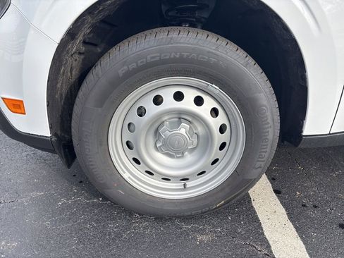 New 2025 Ford Maverick XL w/ Equipment Group 101A image 9