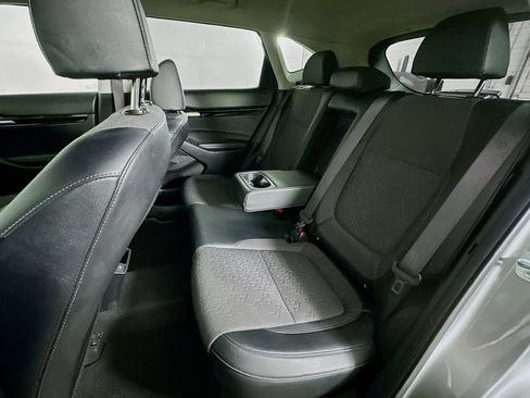 Used 2025 Kia Seltos S image 27