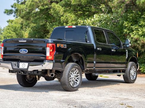 Used 2017 Ford F250 Lariat w/ Chrome Package AWD/4WD image 6