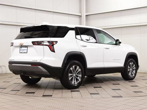 New 2027 Chevrolet Equinox LT AWD/4WD image 8