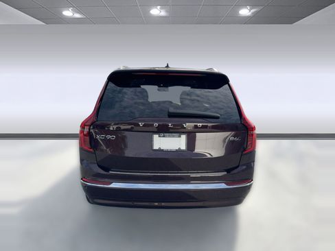 New 2026 Volvo XC90 B6 Plus w/ Protection Package image 10