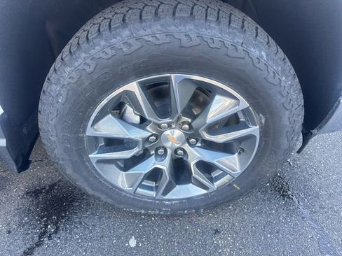Used 2026 Chevrolet Silverado 1500 LT AWD/4WD image 23