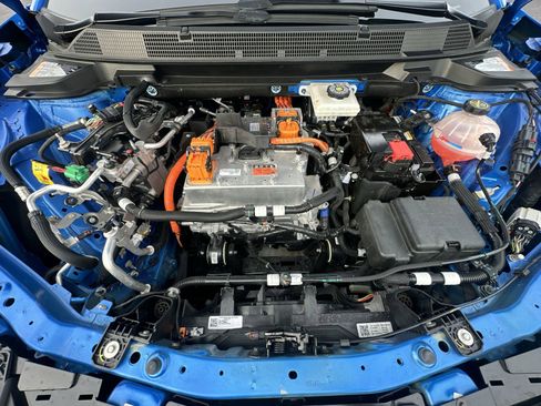 Used 2025 Chevrolet Equinox EV LT image 33