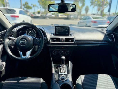 Used 2015 MAZDA MAZDA3 i Touring image 13