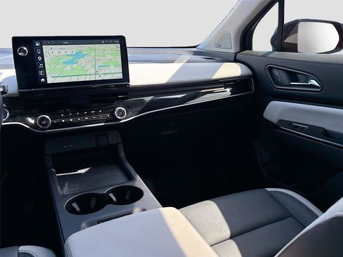 Used 2024 Honda Prologue Touring image 29