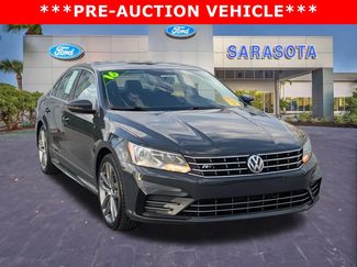 Used 2016 Volkswagen Passat 1.8T R-Line FWD video 1