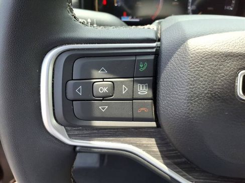 Used 2022 Jeep Wagoneer Series I w/ Convenience Group I AWD/4WD image 27