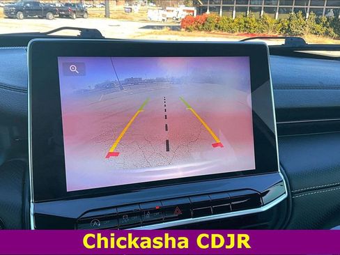 Used 2022 Jeep Compass Altitude w/ Sun and Sound Group image 11