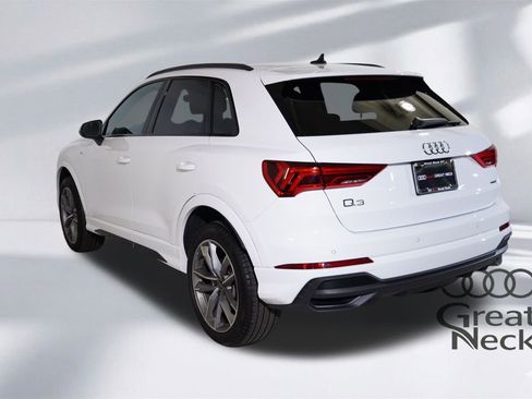 Used 2025 Audi Q3 2.0T Premium w/ Convenience Package image 8