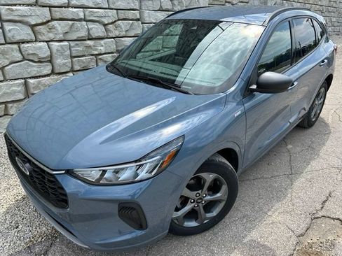 Used 2023 Ford Escape ST-Line w/ Tech Pack #1 FWD image 1