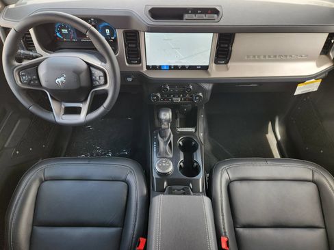 New 2026 Ford Bronco Outer Banks AWD/4WD image 24