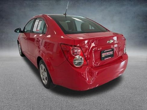 Used 2014 Chevrolet Sonic LS FWD image 9