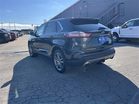 Used 2022 Ford Edge Titanium w/ Class II Trailer Tow Package image 5