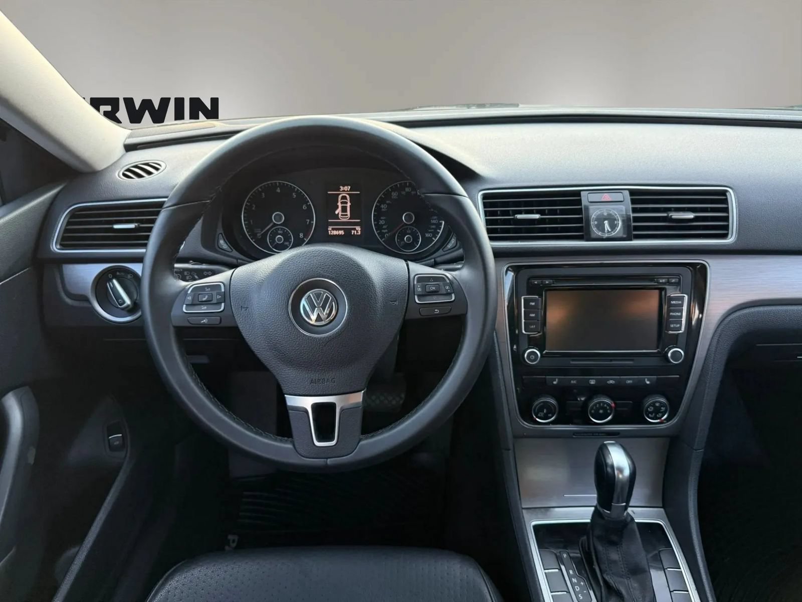 Used 2014 Volkswagen Passat 1.8T SE FWD image 16