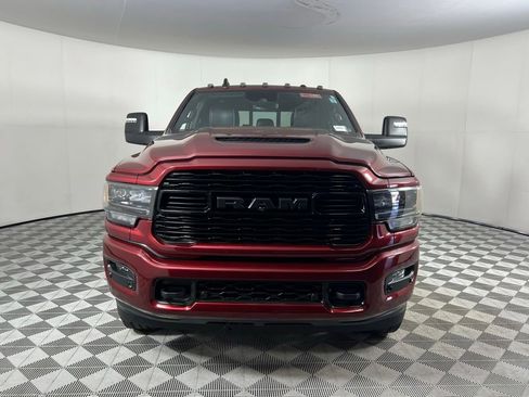 Used 2024 RAM 3500 Limited image 12