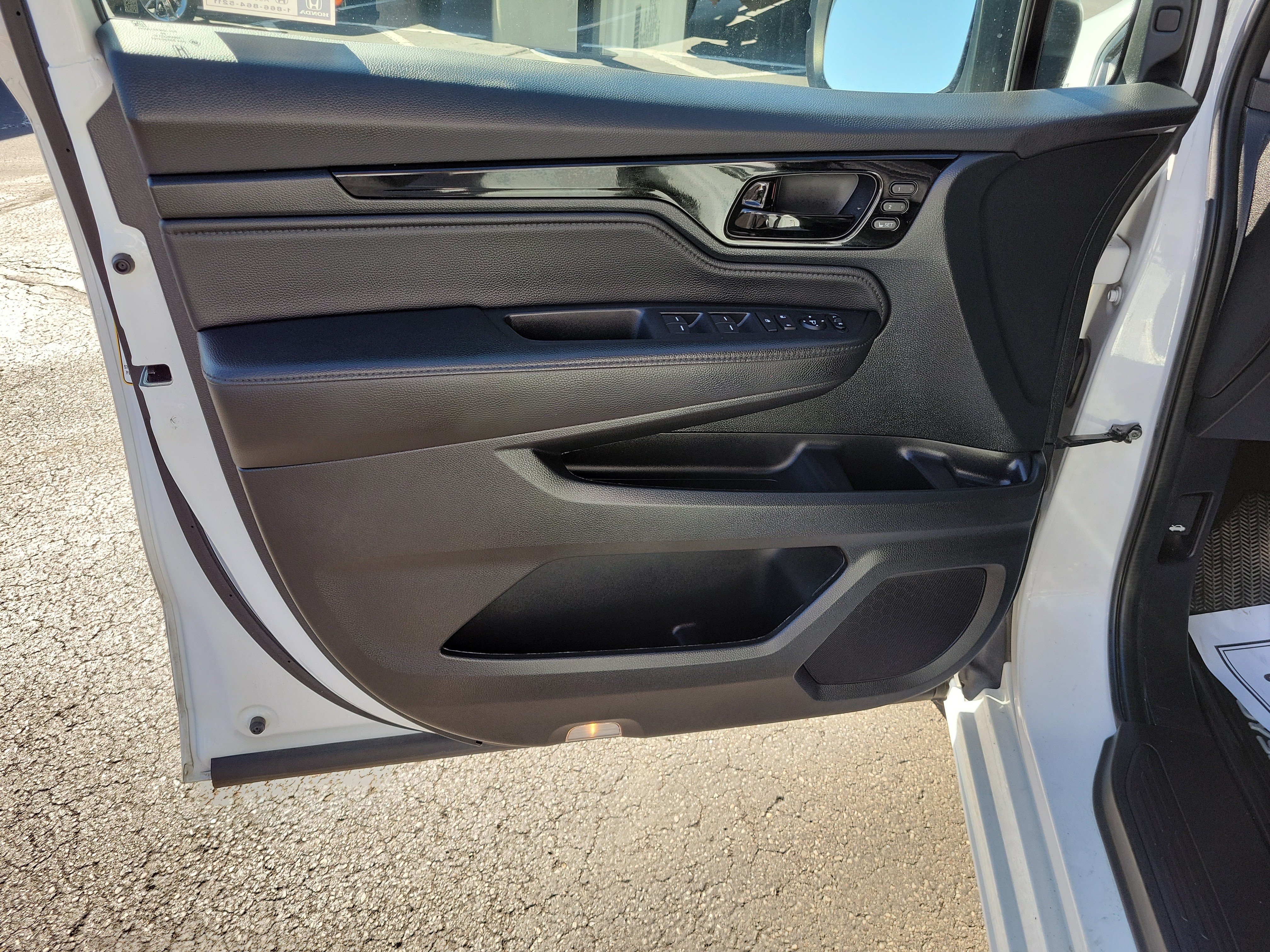 Used 2023 Honda Odyssey Touring image 19