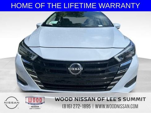 New 2025 Nissan Versa SV w/ Trunk Package image 2