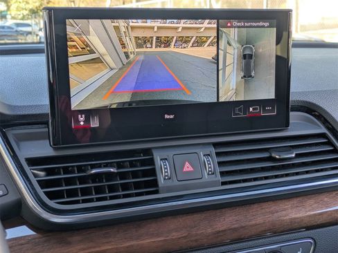 Used 2023 Audi Q5 2.0T Premium Plus w/ Premium Plus Package image 13