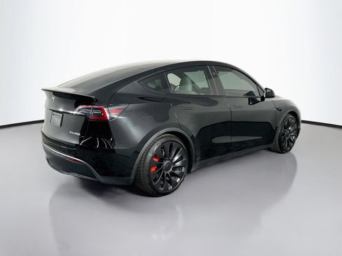 Used 2023 Tesla Model Y Performance AWD/4WD image 7