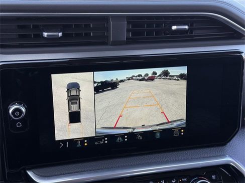 Used 2023 GMC Sierra 1500 Denali image 17
