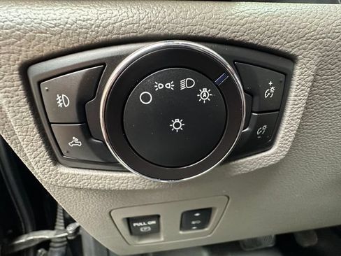 Used 2018 Ford F150 XLT w/ Equipment Group 301A Mid AWD/4WD image 11