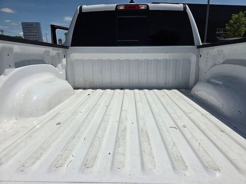 Used 2020 RAM 1500 Big Horn AWD/4WD image 30