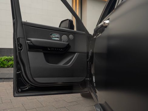 Certified 2023 Rolls-Royce Cullinan AWD/4WD image 7