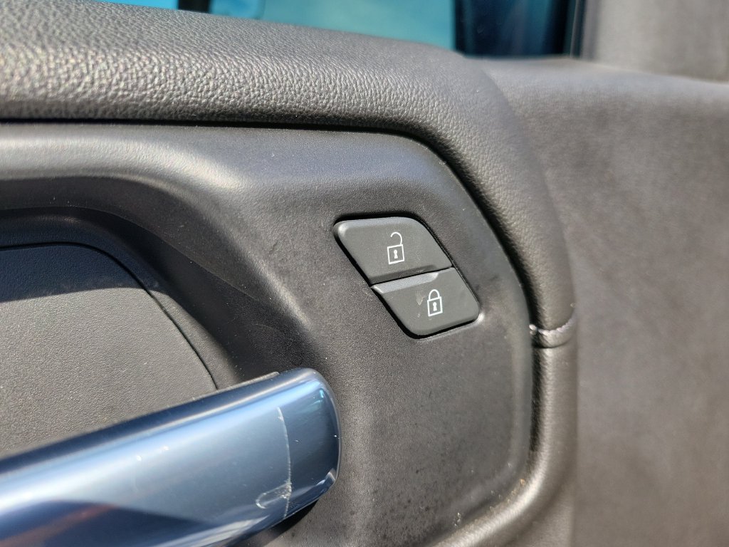 Used 2020 Chevrolet Silverado 1500 RST w/ All-Star Edition RWD image 20