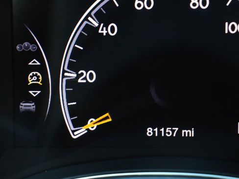 Used 2020 Jeep Grand Cherokee Limited image 30