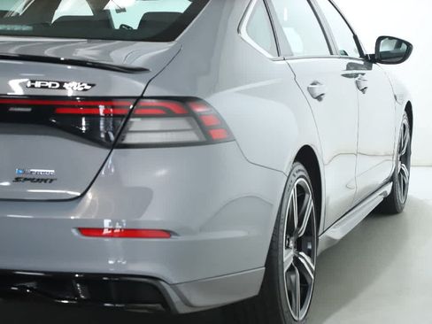 Used 2023 Honda Accord Sport image 46