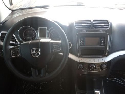 Used 2013 Dodge Journey SXT w/ Flexible Seating Group AWD/4WD image 4