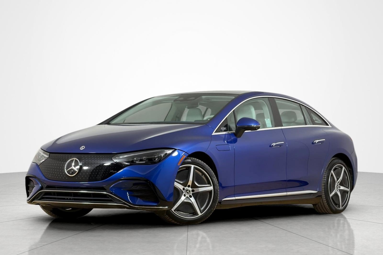 Used 2023 Mercedes-Benz EQE 350+ 4MATIC Sedan image 1