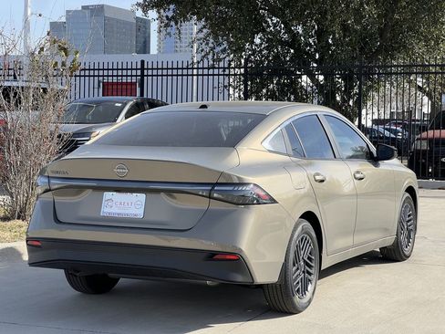 New 2026 Nissan Sentra SV w/ Floor Mat Package image 4