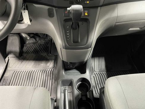 Used 2020 Nissan NV200 S FWD image 13
