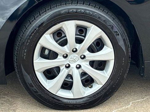 Certified 2024 Toyota Corolla LE FWD image 28