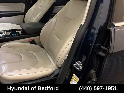 Used 2017 Ford Edge Titanium w/ Equipment Group 301A AWD/4WD image 11