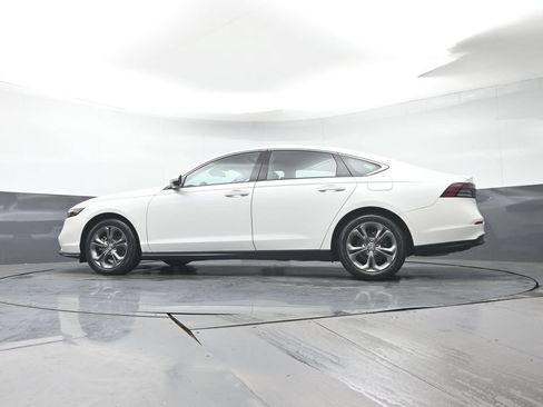 Used 2023 Honda Accord EX image 27