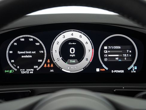 Used 2024 Porsche Cayenne Turbo AWD/4WD image 20