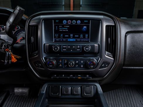 Used 2017 GMC Sierra 1500 SLT image 19