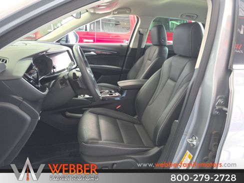 Used 2023 Buick Envision Essence AWD/4WD image 9